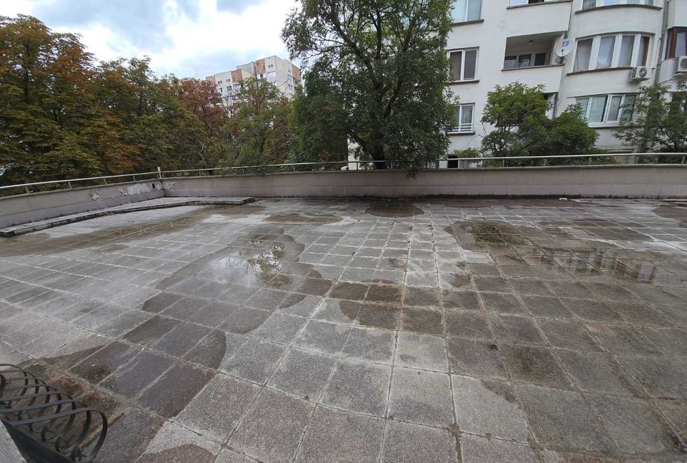 Дава се под наем Офис в София, Гоце Делчев - 250 кв.м за 950 € - Снимка #8