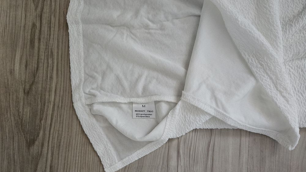 Дамска бяла рокля М размер