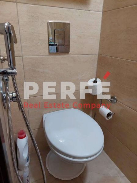 Дава се под наем Тристаен апартамент в Бургас, Лазур - 80 кв.м за 663 € - Снимка #6