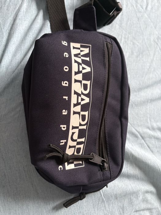 Мъжка Чантичка napapijri