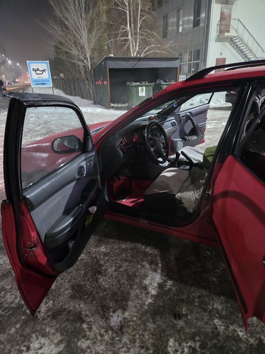 Toyota KarinaE. универсал 1995г