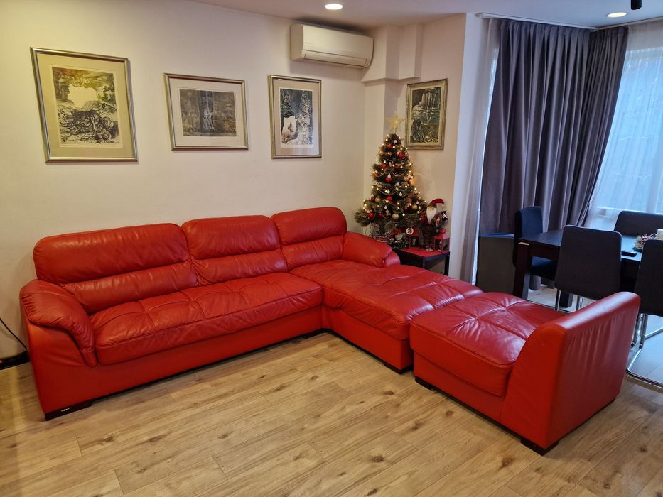 Диван от естествена кожа