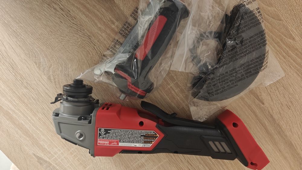 Flex milwaukee de 125 model destinat pie