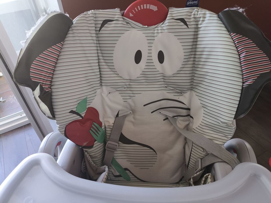 Продам стол-стульчик Chicco