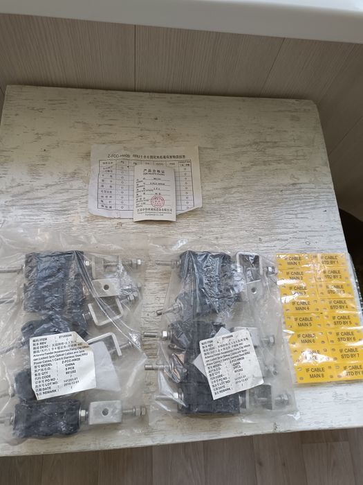 Крепление фидерное антенное