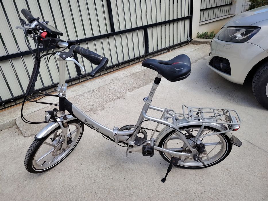 Bicicleta electrică pliabila
