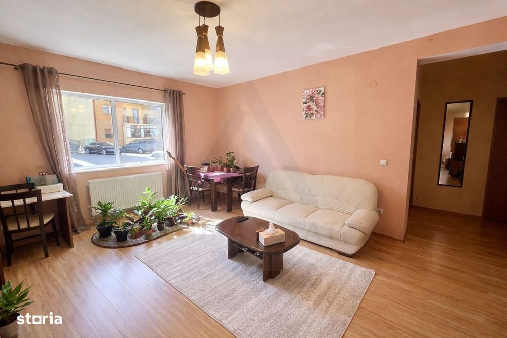 Apartament 2 camere parter 64 mp utili balcon 7 mp zona Selimbar — fotografia 1