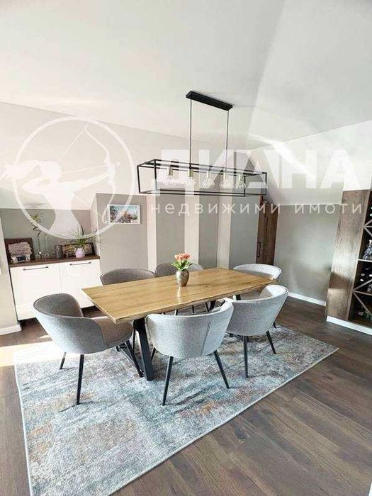 Продава се Тристаен апартамент в Пловдив, Кючук Париж - 195 кв.м за 1257 €/кв.м - Снимка #5