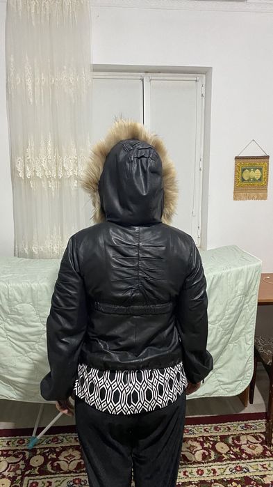 Куртка кожаная.