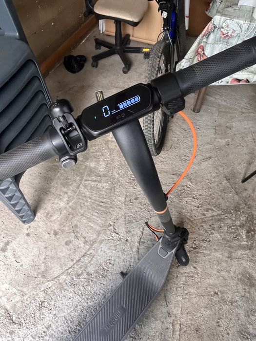 Trotineta elctrica Ninebot kickScooter E2 plus