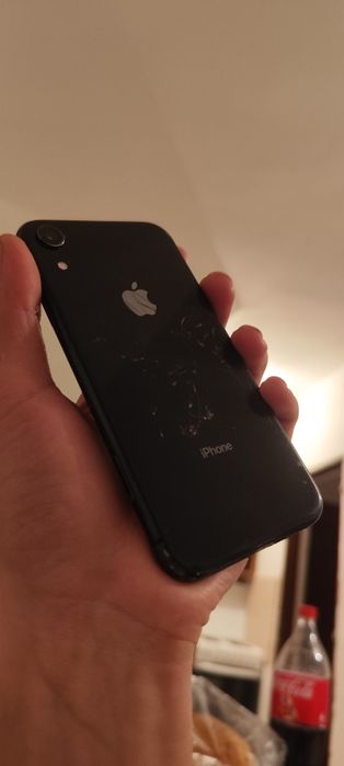 iPhone xr 128gb  iPhone 17 pro max