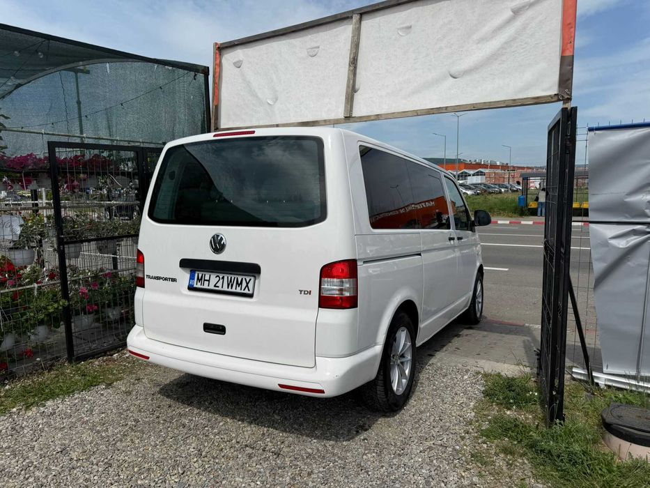Închiriez AUTO 7/8 locuri, Mercedes V Klasse/Transporter/Seat Alhambra