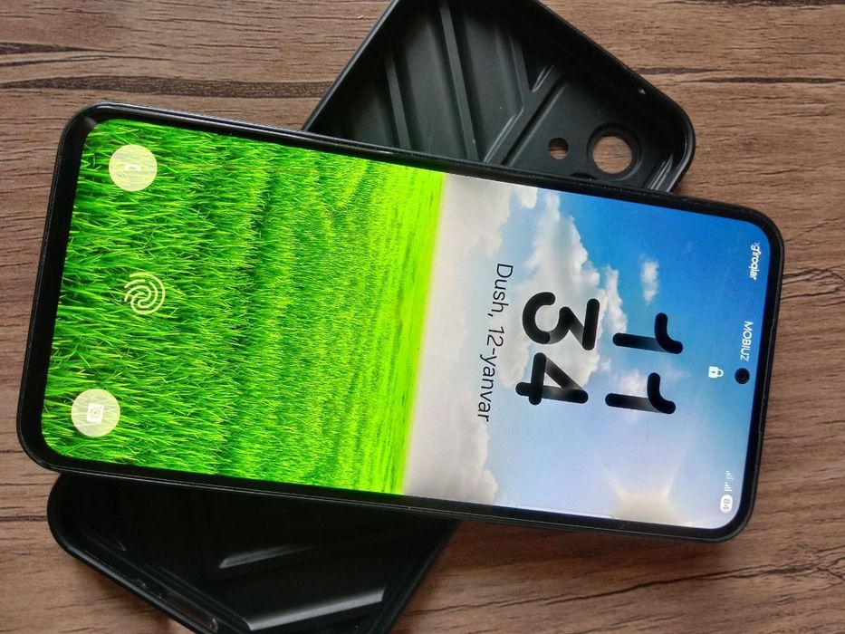 Samsung galaxy a54 5g 8+8/256 holati alo