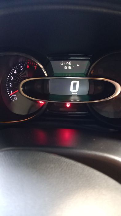 Vând Renault Clio