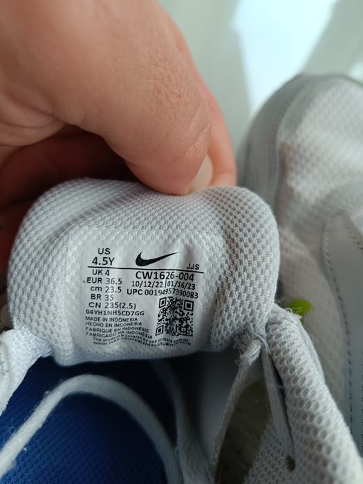 Маратонки NIKE Air Max Bolt