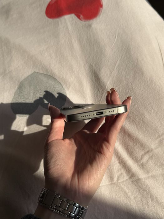 Iphone 15 pro 128 gb