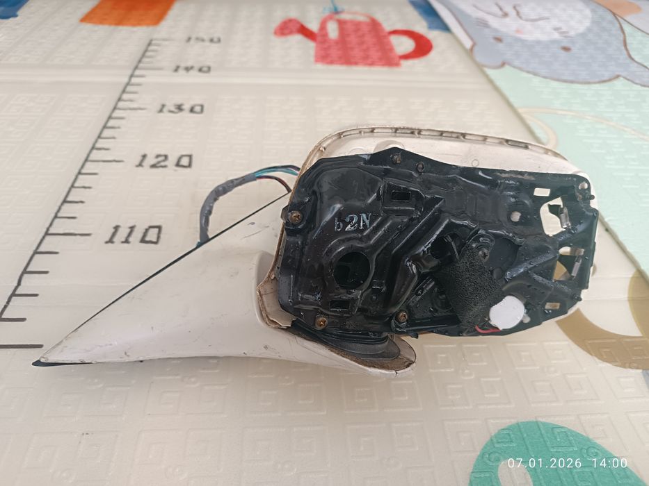 Зеркало на Лексус ес 300