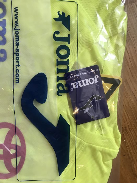 Tricouri antrenament Joma
