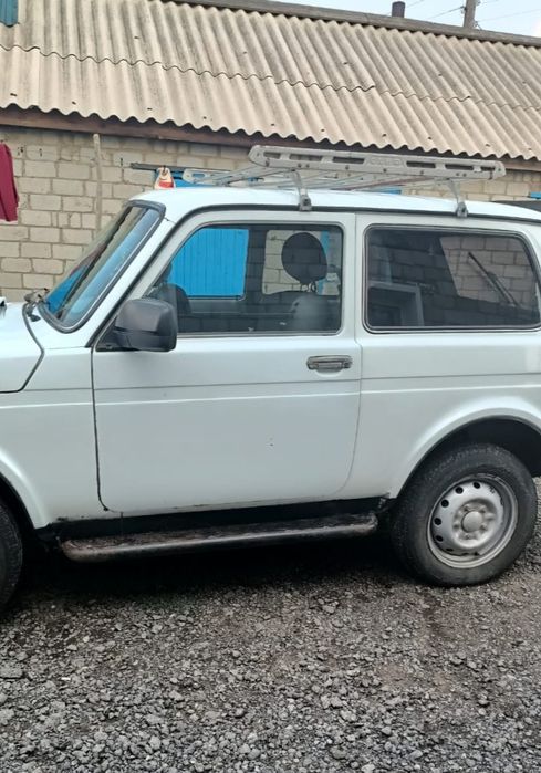Продам нива 1998 года