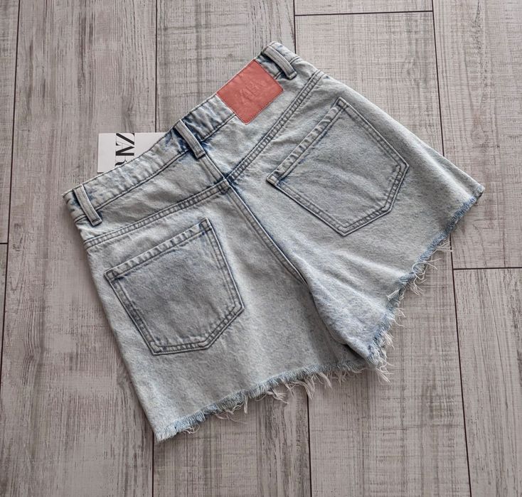 Къси дънкови панталонки и дънки ZARA