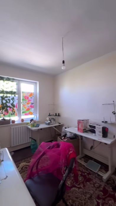 2 Etajdan 3 Honali kvartira sotiladi