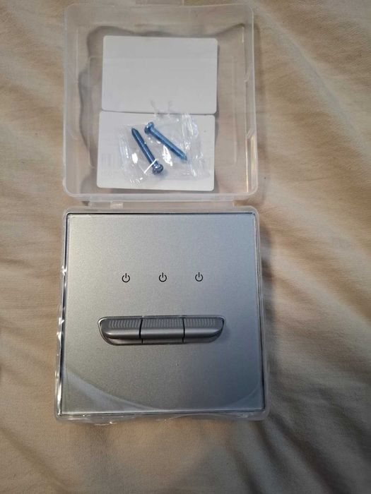 Întrerupătoare tactile – design modern