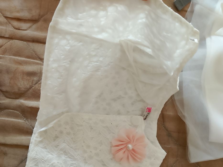 Белое детское платье с балером