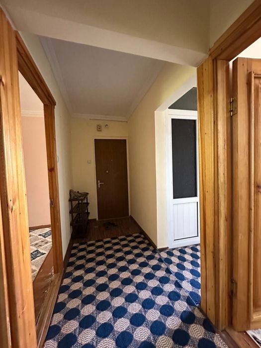 Аренда квартир Микрарайон 3 ком 250$ 4 этаж