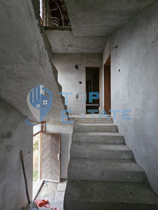 Продава се Къща в с. Пейчиново, Област Русе - 200 кв.м за 57 €/кв.м - Снимка #11