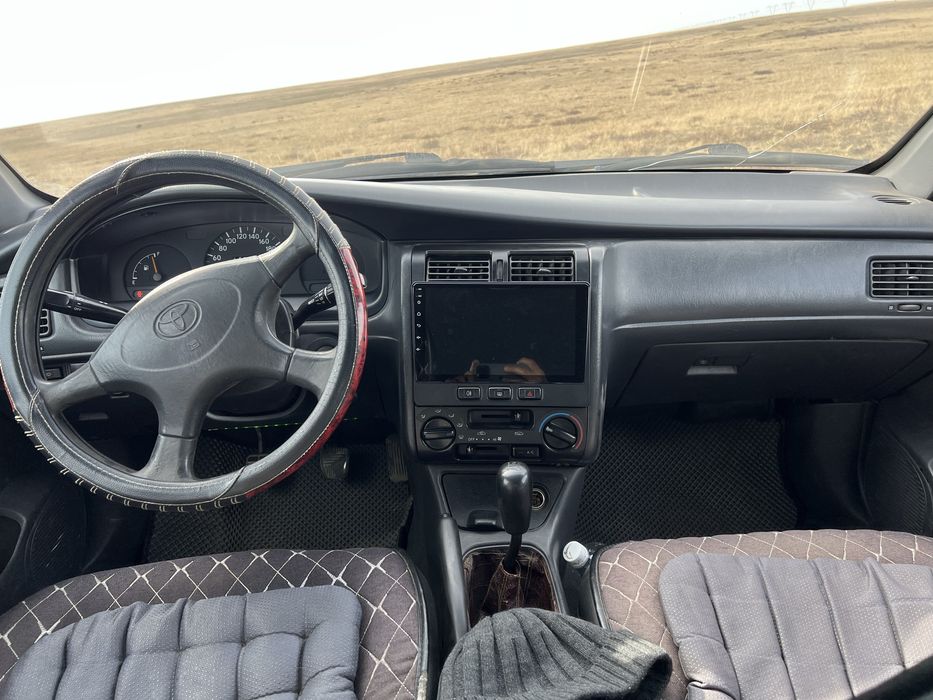 Продам toyota carina