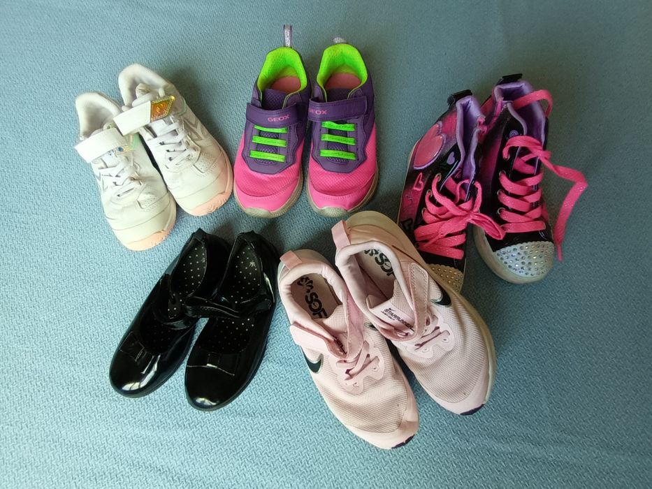 Обувки за момиче