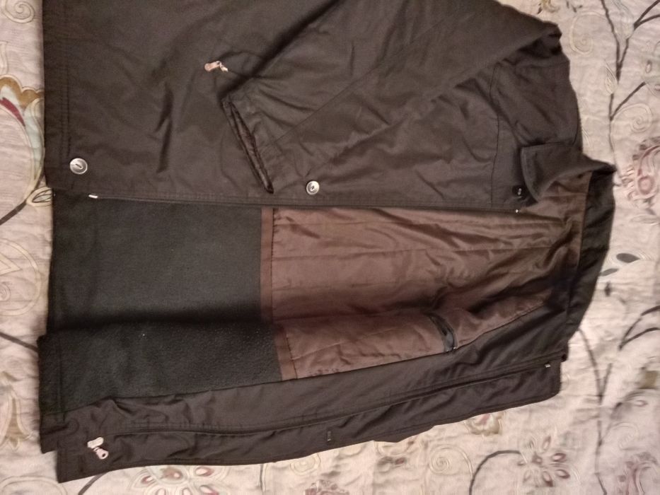 Продам куртку мужскую