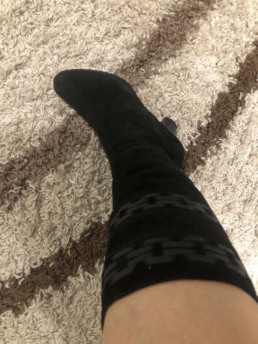 Продам зимние ботинки, сапоги 38р-39р.