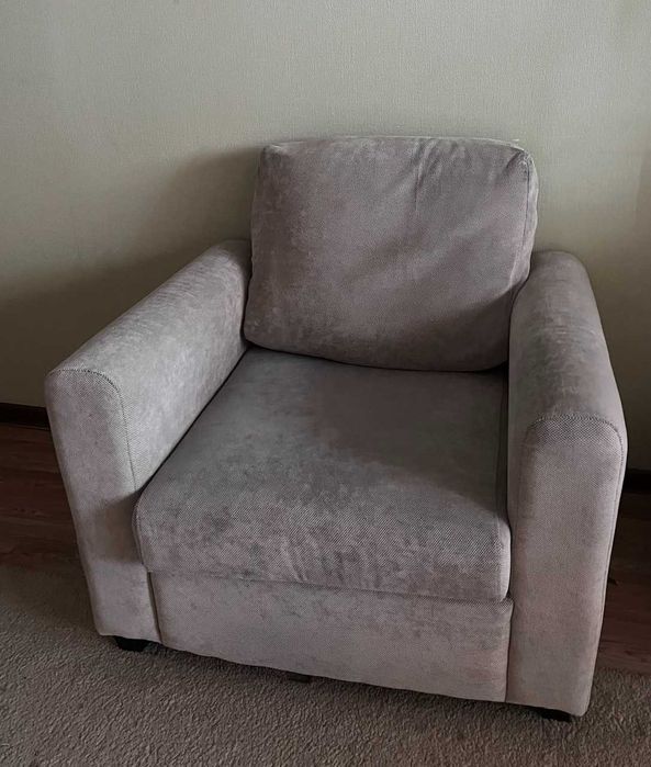 Продается комплект 2 дивана + 2 кресла