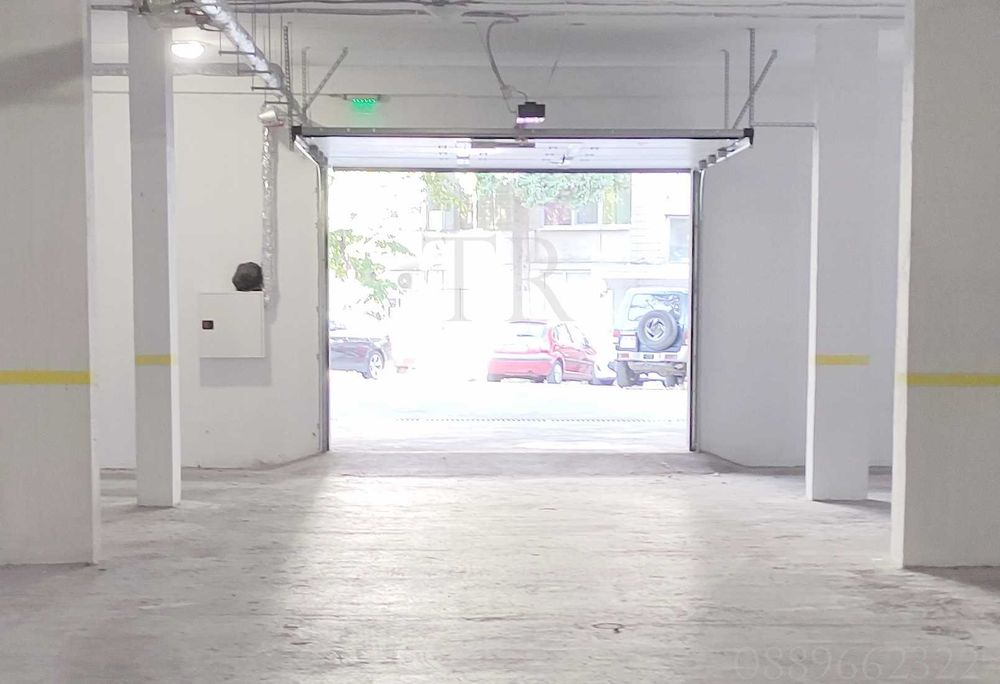 Дава се под наем Гараж / Паркомясто в Бургас, Лазур - 17 кв.м за 102 € - Снимка #3