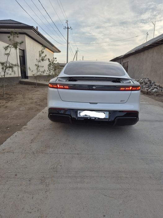 Dongfeng ep 007 gybrid