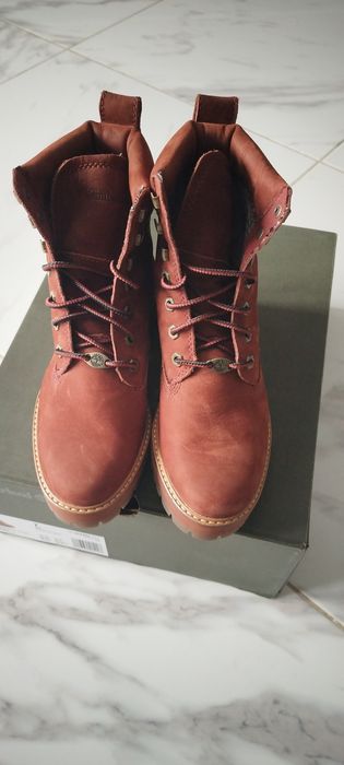 Timberland women's 38