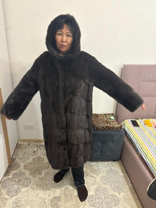 Продаю норковую шубу в отличном состоянии