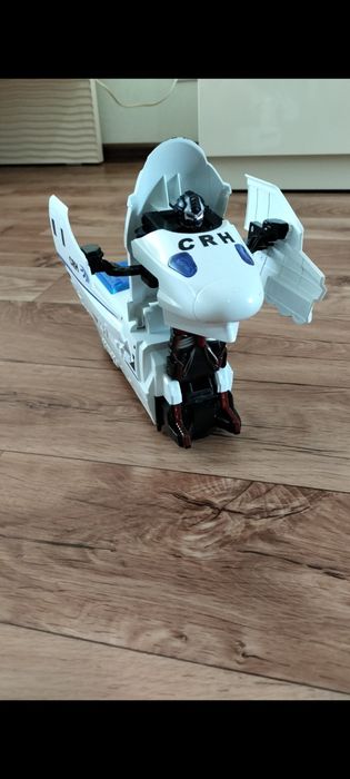 Кран,     игрушки б/у