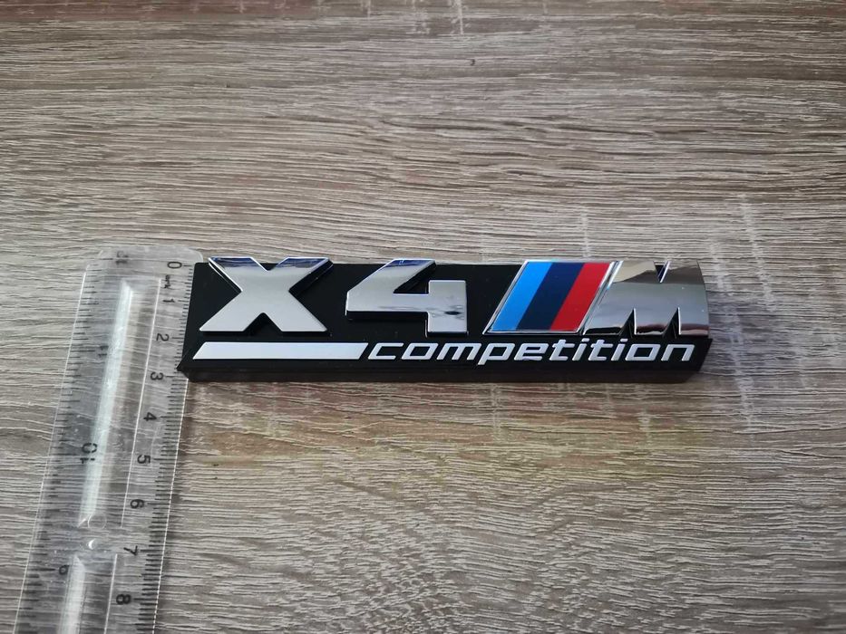 Предна решетка сребриста емблема BMW X4M Competition