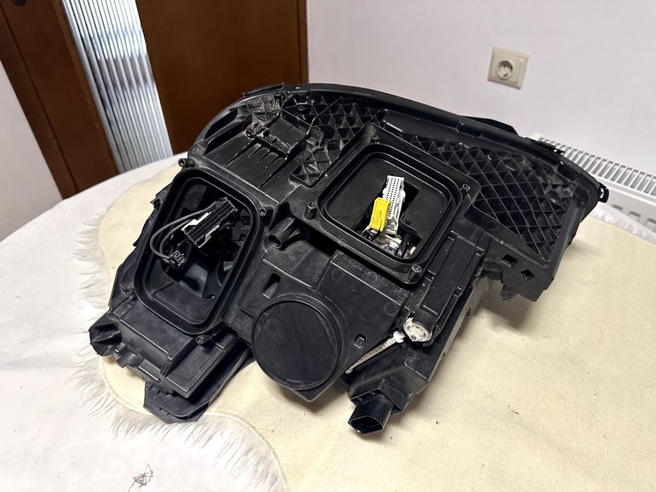 Десен фар Мercedes E-class W213 MULTIBEAM LED