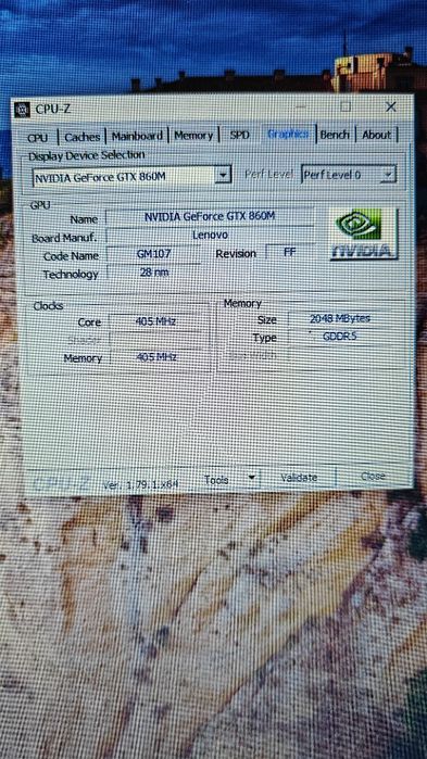 Vând schimb laptop cu tabletă laptop office si filme nui pentru pretențios