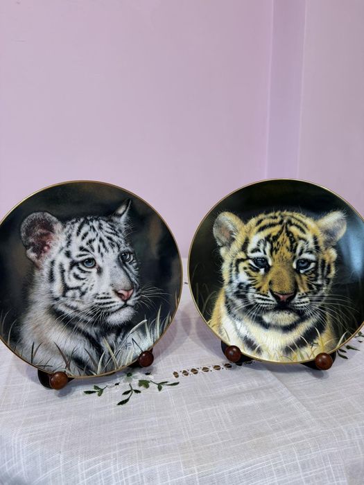 Колекционерски чинии от фин порцелан  "Cubs of the Big Cats"