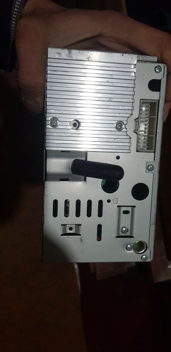 Магнитофон сотилади