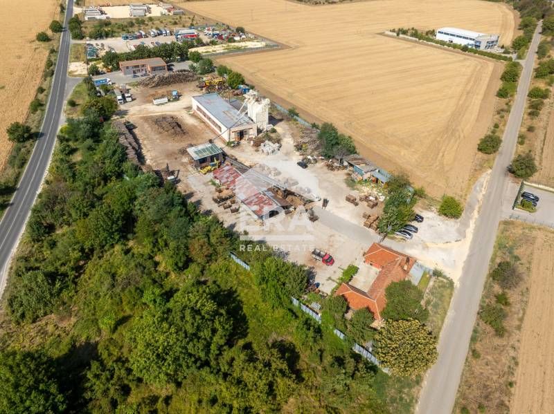 Продава се Промишлена сграда в Русе, в.з. Средна кула - 632 кв.м за 3228 €/кв.м - Снимка #7