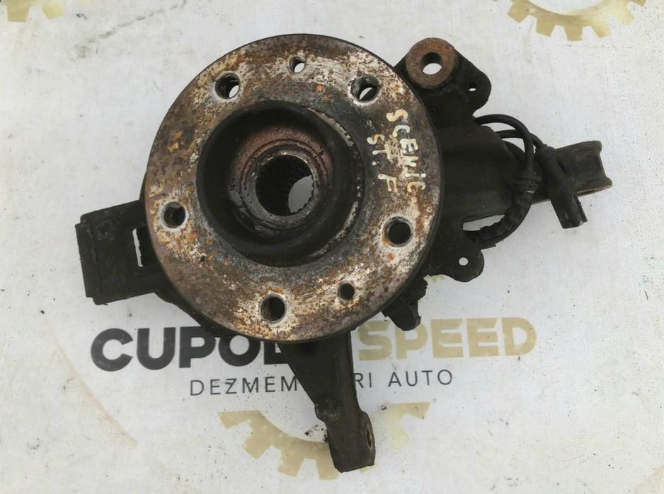 Fuzeta stanga fata Renault Scenic 3 1.5 dci
