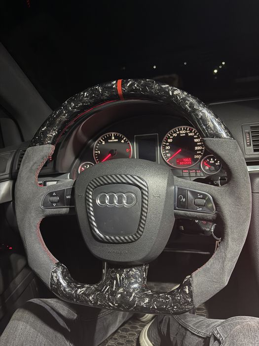 Volan Audi A4 B7 Sport Custom cu Alcantara si Carbon Forjat