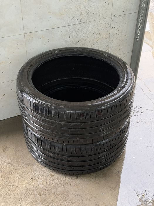 245/40/19 пара летние шины