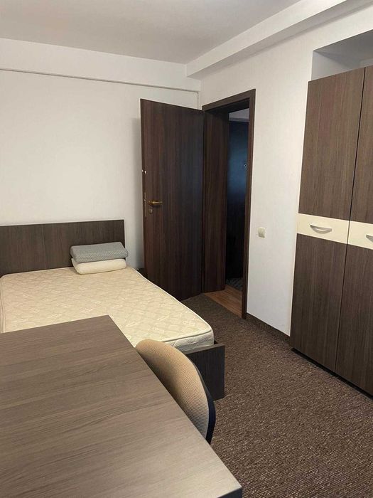 Apartament 5 camere UMF, de inchiriat, 7 Noiembrie