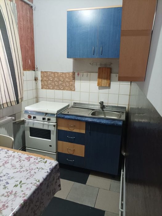 Închiriez garsonieră Oituz